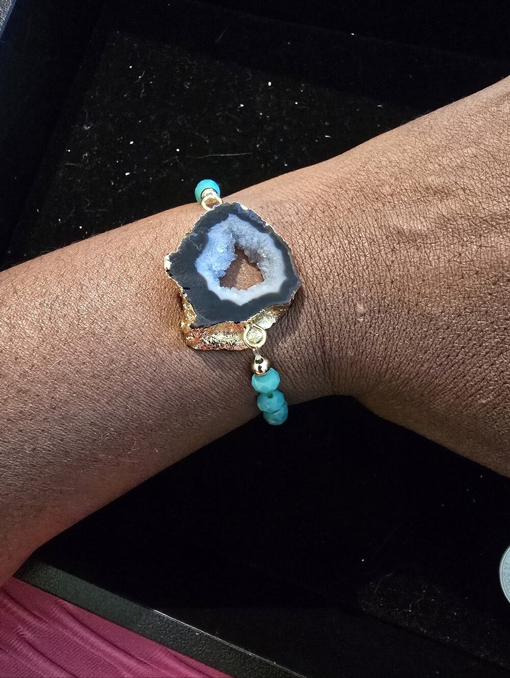 Beautiful Sliced Agate Bracelet with Gold Trim Edge